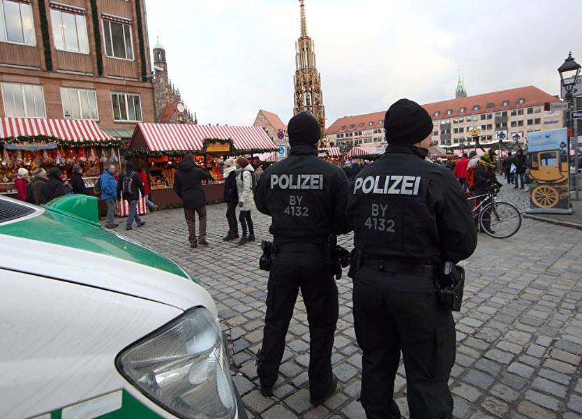 الشرطة الألمانية تجلي 500 راكب قطار بعد تهديد بوجود قنبلة