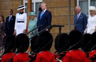 استقبال ملكي لترامب في قصر باكنغهام مع بدء زيارته إلى المملكة المتحدة